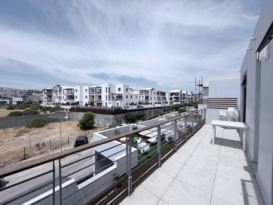 2 Bedroom Property for Sale in Big Bay Western Cape